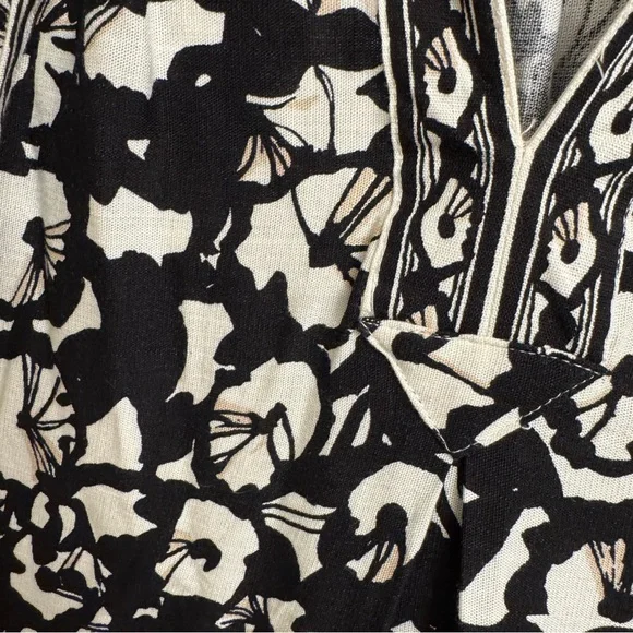 Max Studio Monochrome Patterned Dress - Picture 3 of 3